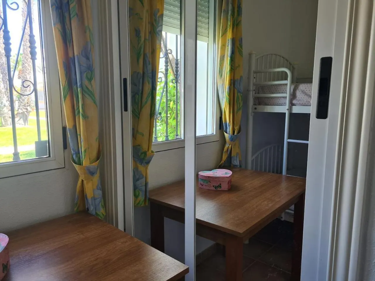 As055 Cosy 2 Bedroom In The Green Palm Tree Oasis 0*, San Juan De Los Terreros Spain